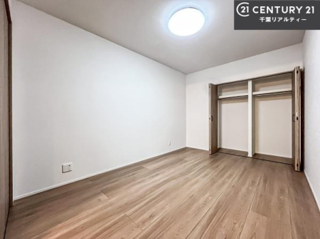 rOȊŐ VvɃfUCĂ邽߁AƋIт܂I
Cɓ̉ƋuĂ낰Ԃ邱Ƃł܂B