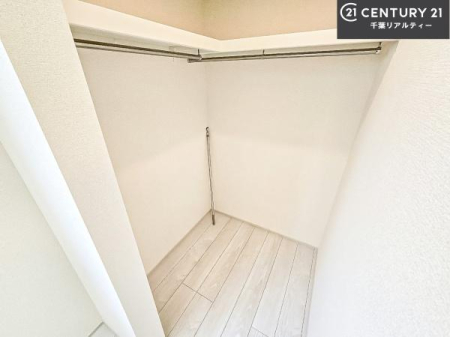 [ e[tI}ȂqlqĂU炩TbƕЕt܂ĨXy[X܂Ƃ肠邨o邱Ƃo܂I