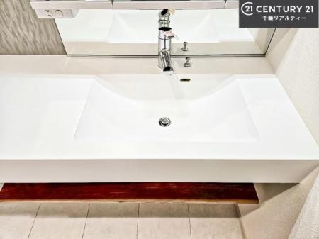 ʑEʏ [ʑ{ÉA˂ɂ̂łꂪyXIۂĂ܂I
LCȐʏŎ̃`x[Vオ܂ˁI