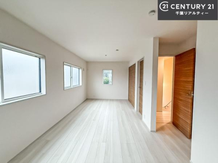 rOȊŐ 邢́AʂǂA邭ϋSn̗ǂԂƂȂĂ܂BbNXĉ߂Sn̗ǂłI̖ڊo߂XbL܂ˁI