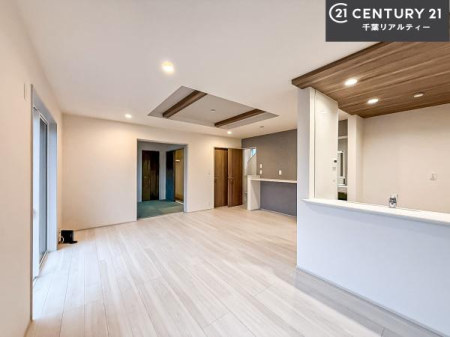 rO ĴLXLDKI\t@[_CjOe[uuĂɂȂȂ̂ŉKɉ߂܂IR~jP[V₷rOłI