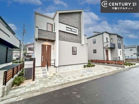 OʓH܂ތnʐ^ ӊAql̂]ɍꏏɂēv܂BZ[AhoCU[ɂ邲k܂BЂ͂₢킹ɑΉ܂I҂܂I