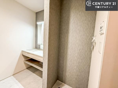 ʑEʏ gȂ𐮂ʏ́A厖łI̐̂镵͋CoIC悭g܂BLXXy[XłˁI