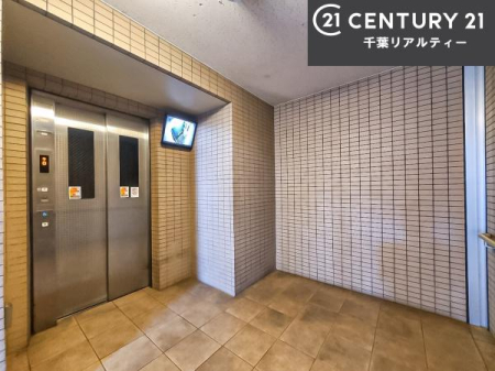 ̑p Gx[^[͂񊮔I
ɔꂽ◼ɂוł炭炭AłłˁB