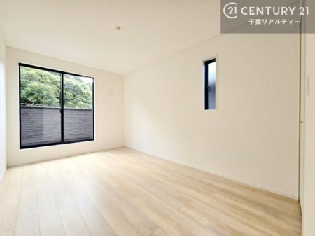 m oRj[ɖʂĂmłB邭肪ACł܂INāAOɏoĔwLт[ċzǂ}邱Ƃł܂B