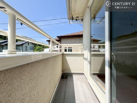 oRj[ zǍDȃoRj[łIꂽɂ͐nJIȎԂy߂܂B
