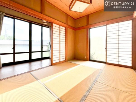 a ^^~̍肪炬^AbNXԁBĴaƂȂĂ܂B{l̐Suav̋ԁB䑐̍YԂ͖̂ЂƎoĂ܂I