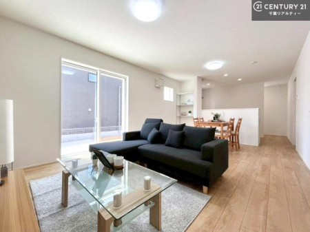 rO ĴLXLDKI\t@[_CjOe[uuĂɂȂȂ̂ŉKɉ߂܂I
R~jP[V₷rOłI