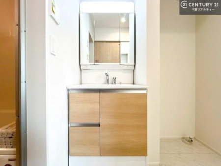 ʑEʏ Ƃʑ́A|₷łI
ӂʏ͋CłˁI