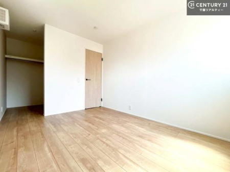 Q DޗḿA̖ڊo߂CǂłˁBԂƉ߂Ƃł܂BDF̃t[OǂȉƋɂ}b`܂I