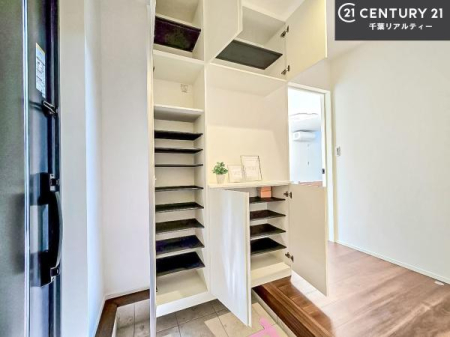  ċAĂĂA܁IȂAD}ĂԂɂȂĂ܂B
邭錺ւłI