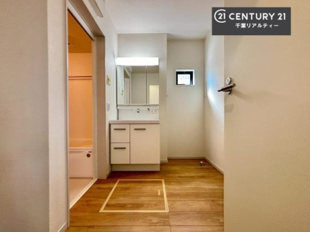 ʑEʏ t̖邢ʎłICɓւłĐɕۂƂł܂IRނ̂łς̎dオǂȂ܂ˁI