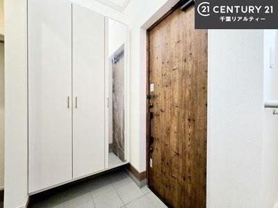  V[Y{bNXtȂ̂ŁAւЕt|₷łI
XbLւŌ˂JuԁÂSnԂo}Ă܂B
