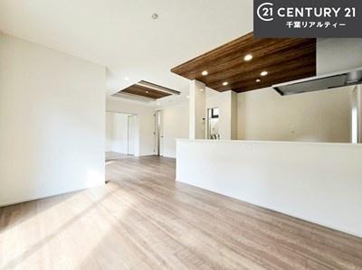 rO LX_CjOXy[XI肨HB΂yԂ߂܂BX̔܂I