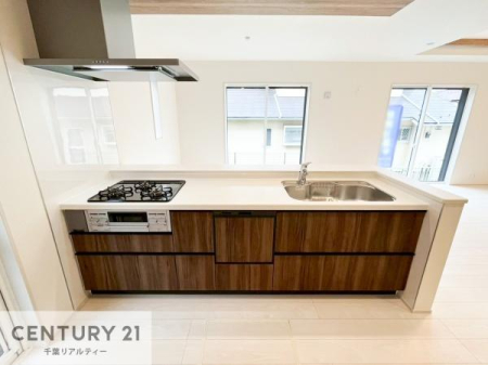 Lb` Ƃ肠钲Xy[XōƂ₷KȃLb`łI
qlƈꏏɂَqy߂LXXy[XłByԂɂȂ肻łˁI