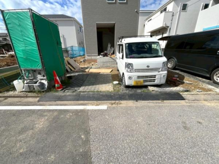 ԏ ԃXy[X2䕪܂IZJhJ[͂AoCN⎩]ԂȂǂuꏊɍ܂B