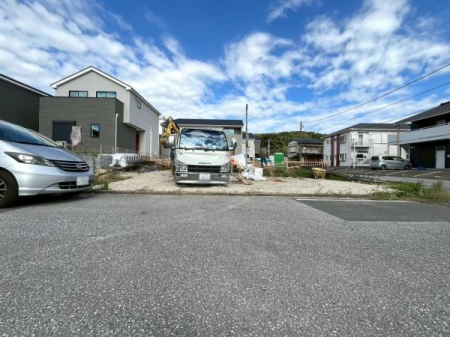 OʓH܂ތnʐ^ OʓH͍LXƂĂAԂ̏oNNBJӂ闧nŁASĕ点Z܂łB