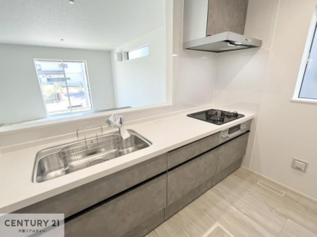 Lb` lC̑ΖʎVXeLb`̗pĂ܂IƑ̃R~jP[VRƑ݌vłB
qlɂڂ͂̂ŊłˁBLXgĉKɍƂi݂܂I