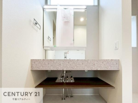 \z}() t̖邢ʎłICɓւłĐɕۂƂł܂IRނ̂łς̎dオǂȂ܂ˁIidlj