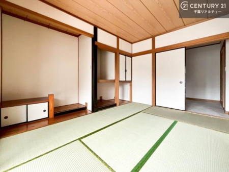 a ^^~̍肪炬^AbNXԁBĴaƂȂĂ܂B{l̐Suav̋ԁB䑐̍YԂ͖̂ЂƎoĂ܂I