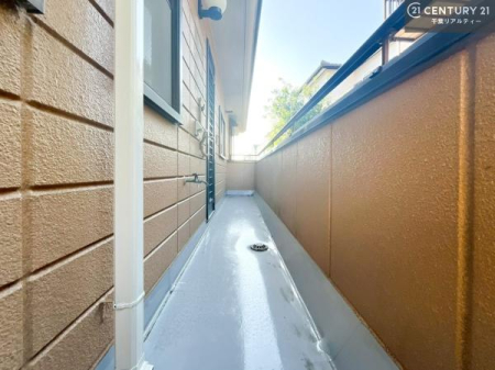 oRj[ ڂ̃oRj[łIvCx[gȋԂYRpNgȃoRj[łB
C]ɂ̂т߂ԂɂȂ肻łˁI