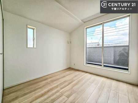 m oRj[ɖʂĂmłB邭肪ACł܂INāAOɏoĔwLт[ċzǂ}邱ƂołˁI