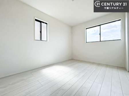 q |oȂ́Aql̂ƂĂSłI
[Xy[X[Ă̂ŎU炩TbƕЕt܂I