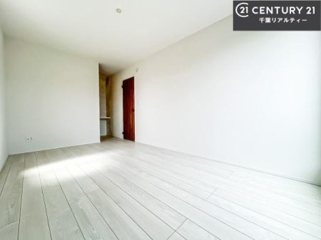 Q 邭肪ACł܂INāAwLт[ċzǂ}邱ƂołˁI