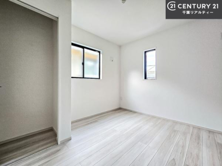 q |oȂ́Aql̂ƂĂSłI
[Xy[X[Ă̂ŎU炩TbƕЕt܂I