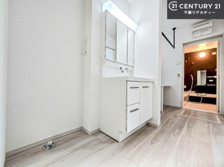 ʑEʏ gȂ𐮂ʏ́A厖łI̐̂镵͋CoIC悭g܂BLXXy[XłˁI
