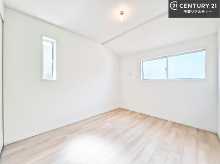 q |oȂ́Aql̂ƂĂSłI
[Xy[X[Ă̂ŎU炩TbƕЕt܂I