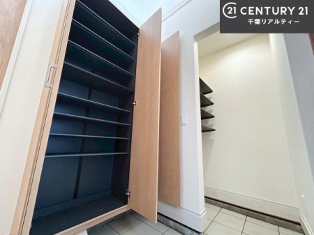  V[Y{bNXtłƑ̌CՂ[łAyԕXbL邱Ƃo܂