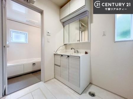 ʑEʏ t̖邢ʎłICɓւłĐɕۂƂł܂IRނ̂łς̎dオǂȂ܂ˁI