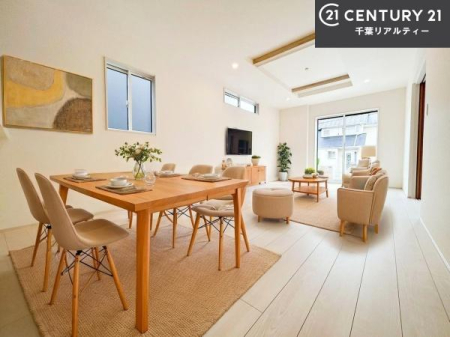 rO ƋCGp[XłBSnǂrO͉ƑRƏW܂܂BƑcR̎ԂłBƑƁAw[Ԃ߂łˁB邭JIȋԂłB