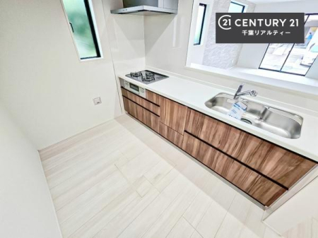 Lb` Ƃ₷VXeLb`łI[tĂ̂ŁAXy[XɕuȂčςނ̂ŁALXgāAKɍƂł܂I