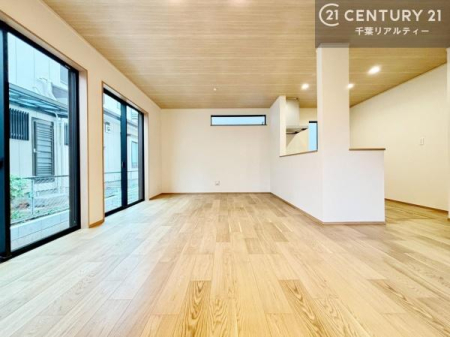 rO ؂ȉƑW܂邩炱LDKɂ͂肽B
qCɏ΂Ȃ瑖ĂpuLƂɂėǂvƎvuԂłB