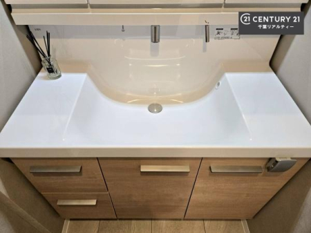 ʑEʏ [ʑ{ÉA˂ɂ̂łꂪyXIۂĂ܂I
LCȐʏŎ̃`x[Vオ܂ˁI