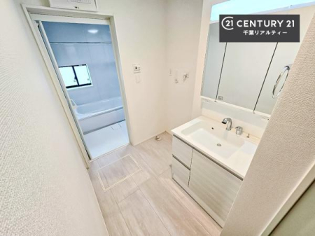 ʑEʏ Oʋdl̐ʏ́AgȂ݂₷I͎[ɂȂĂ܂BhC[₨ϓЕt̂ŐʑXbLƌ邱Ƃo܂I