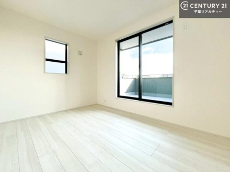 q |oȂ́Aql̂ƂĂSłI
[Xy[X[Ă̂ŎU炩TbƕЕt܂I