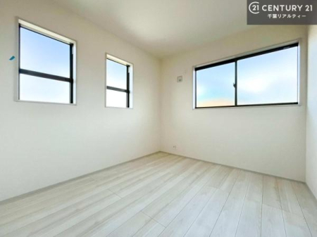 q |oȂ́Aql̂ƂĂSłI
[Xy[X[Ă̂ŎU炩TbƕЕt܂I