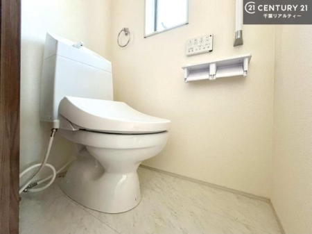 gC 1E2KɃgC܂I̖Zԑт҂ɂ݂łˁBƂ̂gCłꂪ₷łI