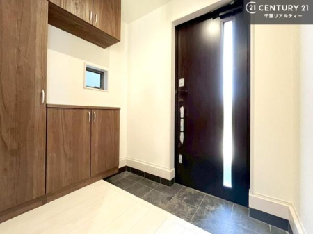  V[Y{bNXtȂ̂ŁAւЕt|₷łI
XbLւŌ˂JuԁÂSnԂo}Ă܂B
