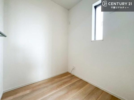 ̑ e[N[܂Bt̖邢Ԃłd͂ǂ肻łˁI
[⏑ցA̋ԂƂĂpł܂B