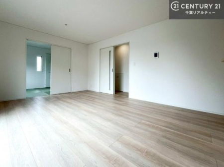 rO ƋCGp[XłB؂ȉƑW܂邩炱LDKɂ͂肽B
qCɏ΂Ȃ瑖ĂpuLƂɂėǂvƎvuԂłB