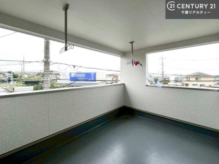 oRj[ Ci[oRj[ItĂ̂ŁA}ɉJ~ĂGɂSIJbgĂ̂ŁAVC̗ǂ́AO֏oĐ[ċẑ悳łI