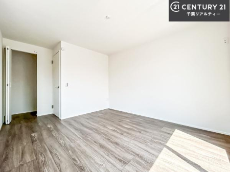 [ e[tI}ȂqlqĂU炩TbƕЕt܂ĨXy[X܂Ƃ肠邨o邱Ƃo܂I