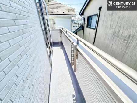 oRj[ zǍDȃoRj[łIꂽɂ͐nJIȎԂy߂܂B