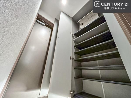  V[Y{bNXtȂ̂ŁAւЕt|₷łI
XbLւŌ˂JuԁÂSnԂo}Ă܂B
