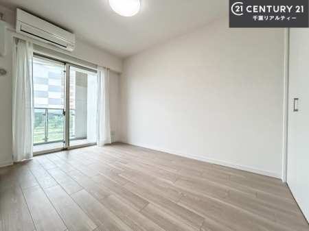 m oRj[ɖʂĂmłB邭肪ACł܂INāAOɏoĔwLт[ċzǂ}邱ƂołˁI