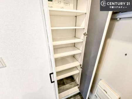  V[Y{bNXtȂ̂ŁAւЕt|₷łI
XbLւŌ˂JuԁÂSnԂo}Ă܂B
